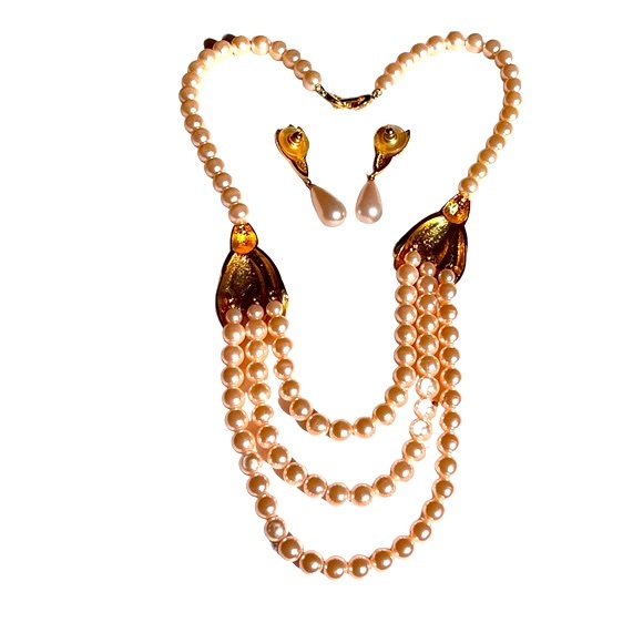 Vintage Faux Pink Pearls 3 Strand Necklace Earrings Set Art Nouveau Style - Picture 5 of 13